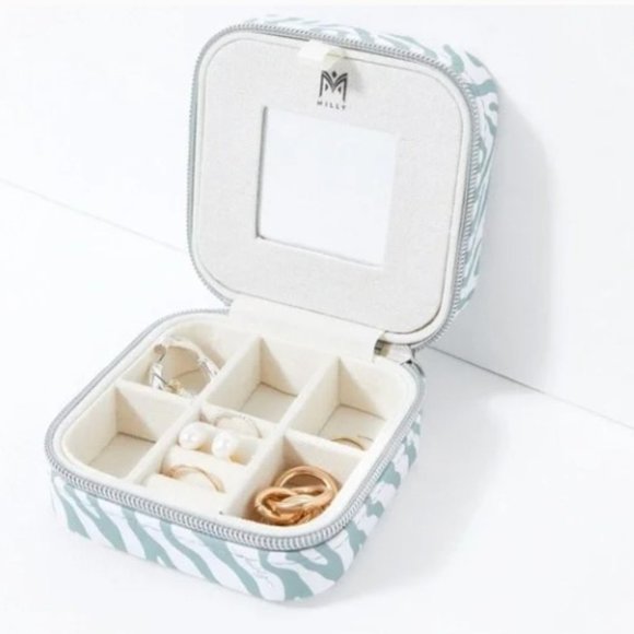 Milly Traveling Jewelry Case Blue & White Zebra Print NWT - Picture 11 of 14